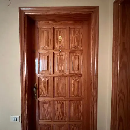 Апартаменты Modern 1b Apt 200 From Beach Ac *